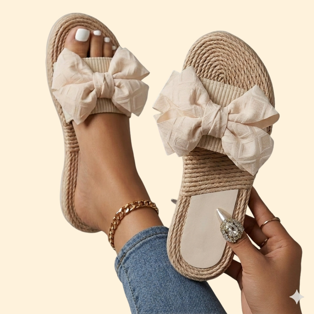 Women’s Flat Sandals with Oversized Bow