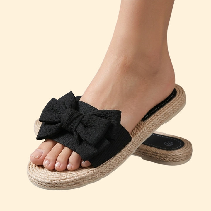 Women’s Flat Sandals with Oversized Bow