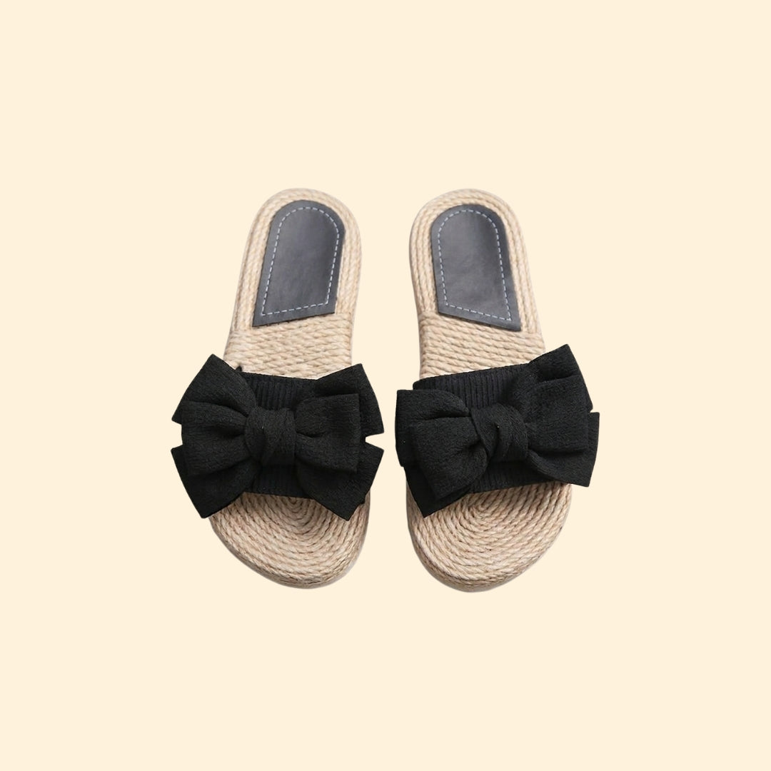 Women’s Flat Sandals with Oversized Bow