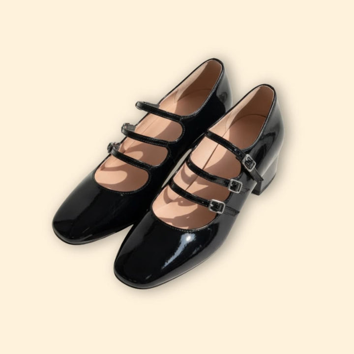 Women’s Heeled Shoe with Triple Buckle Straps