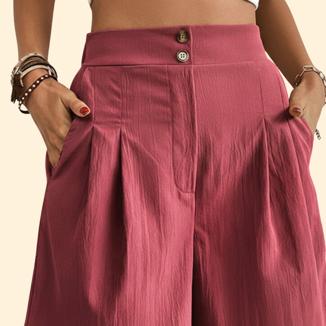 Women's High-Waisted Shorts with Pleated Detail