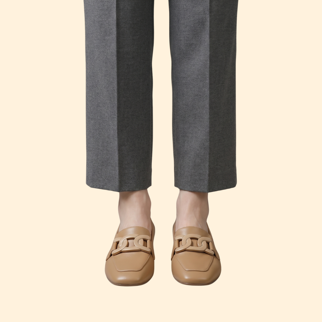 Women’s Leather Loafers with Chain