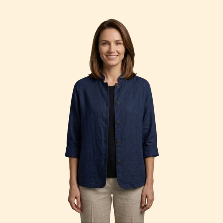 Women’s Light Jacket with Pointed Spread Collar