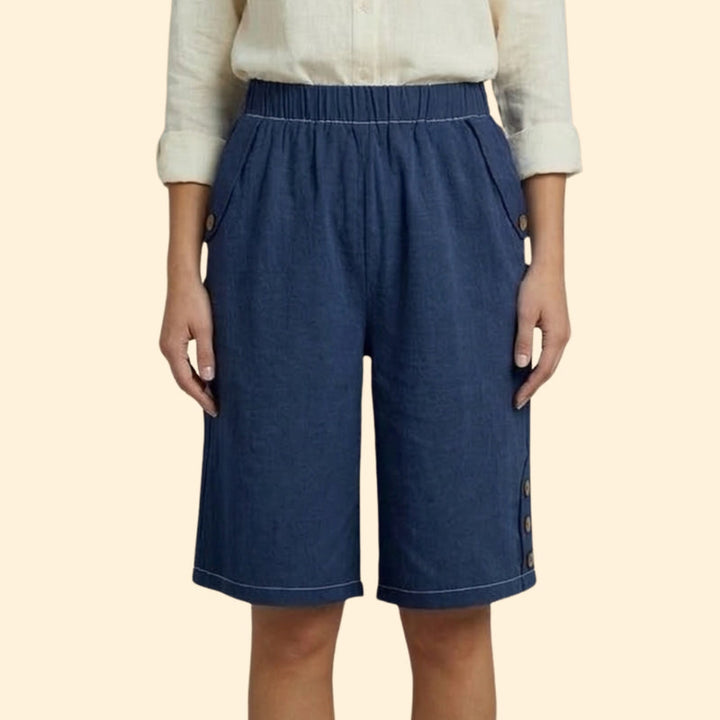Women’s Lightweight Shorts with Elastic Waistband