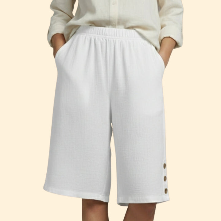 Women’s Lightweight Shorts with Elastic Waistband