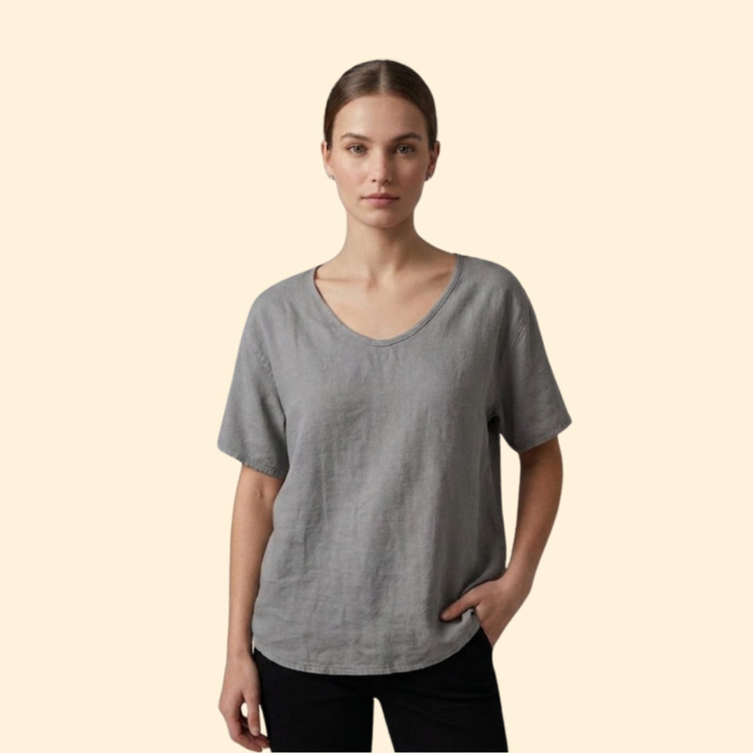 Women’s Loose Fit Shirt with Curved Hem