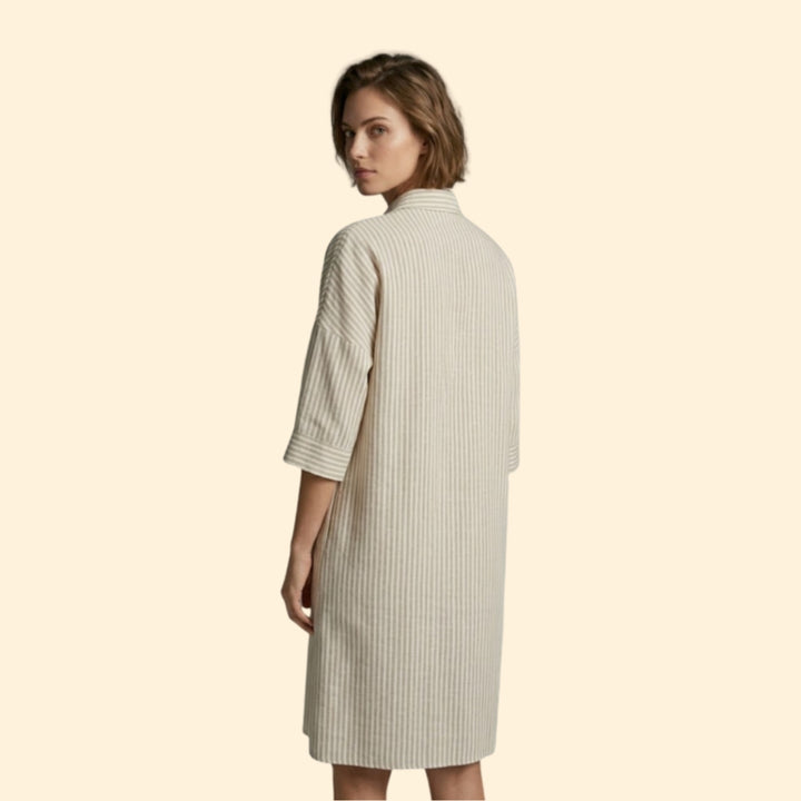 Women’s Maxi Dress with Pointed Collar