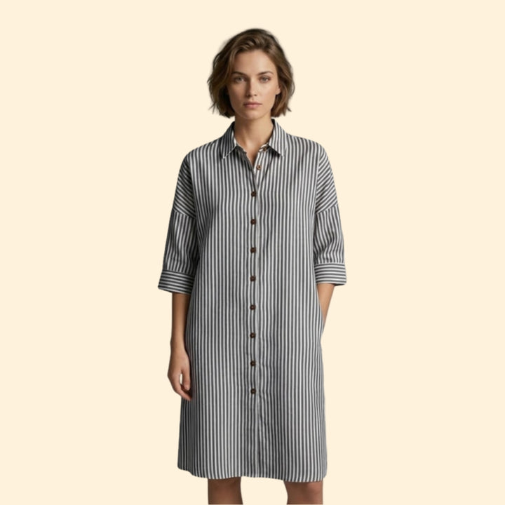 Women’s Maxi Dress with Pointed Collar