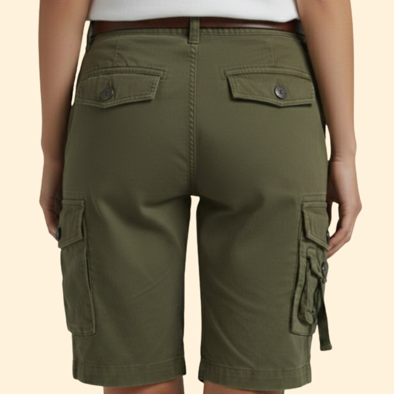 Women’s Mid-Cargo Shorts with Button Pockets
