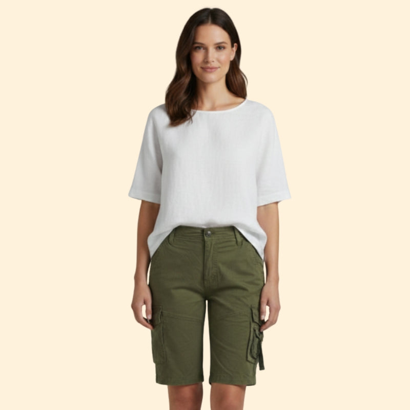 Women’s Mid-Cargo Shorts with Button Pockets