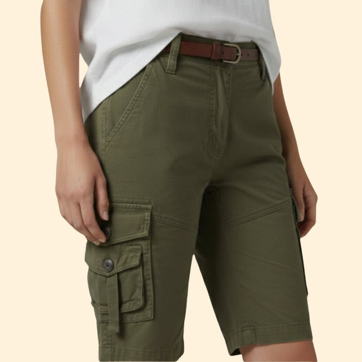 Women’s Mid-Cargo Shorts with Button Pockets