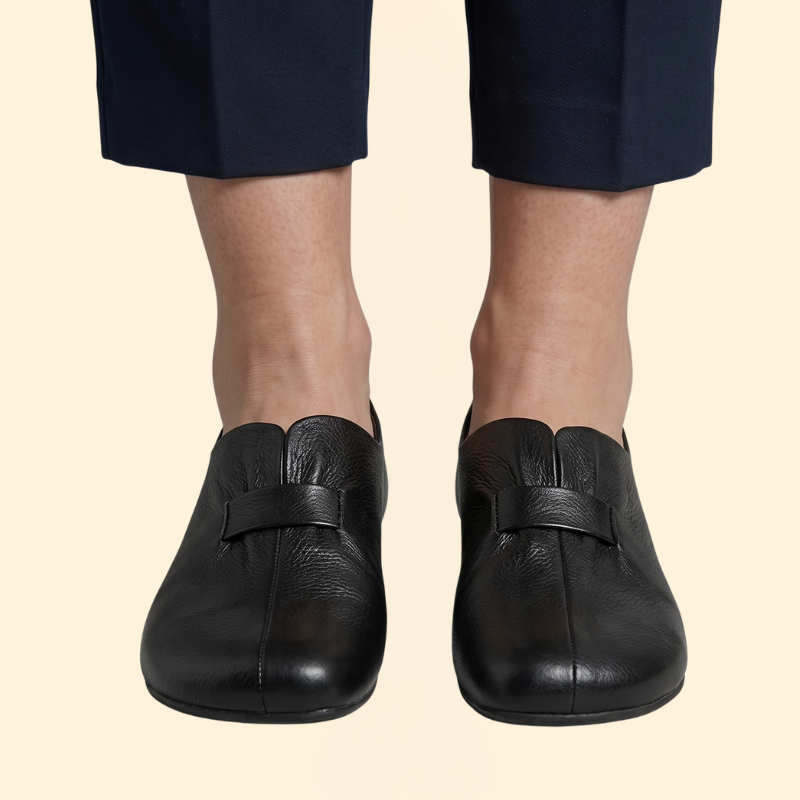 Women's Orthopedic Loafers with Pleated Leather