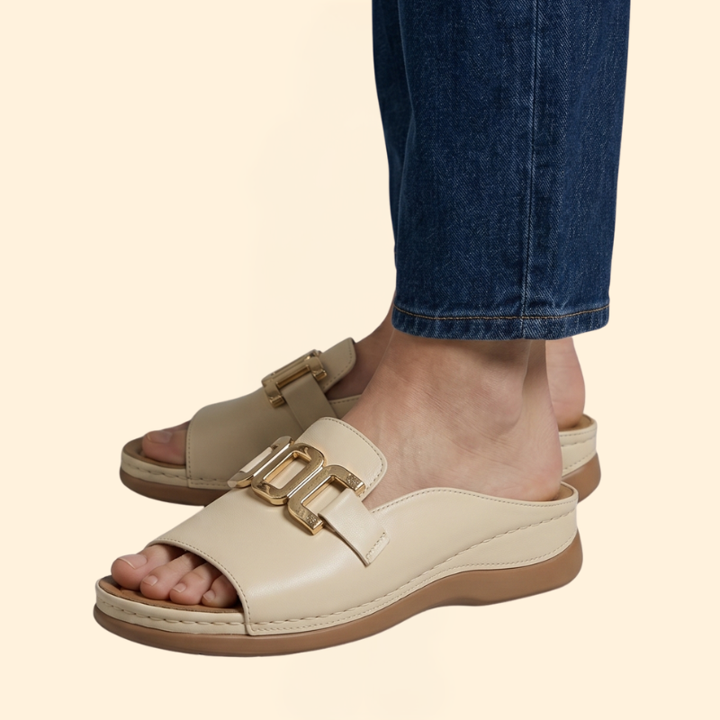 Women's Orthopedic Sandals with Hardware
