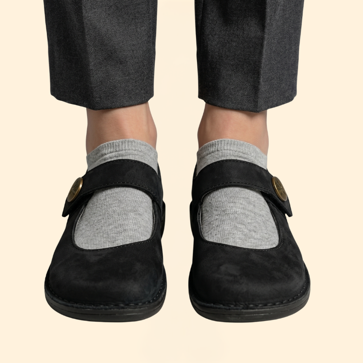 Women's Orthopedic Shoes with Cushioning