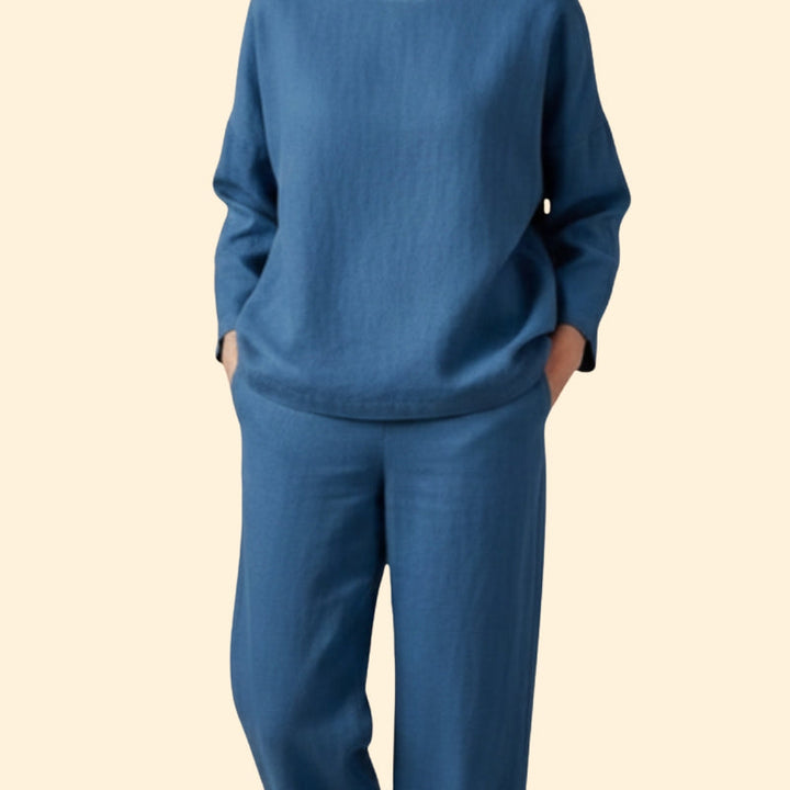 Women’s Oversized Top and Cropped Pants Set