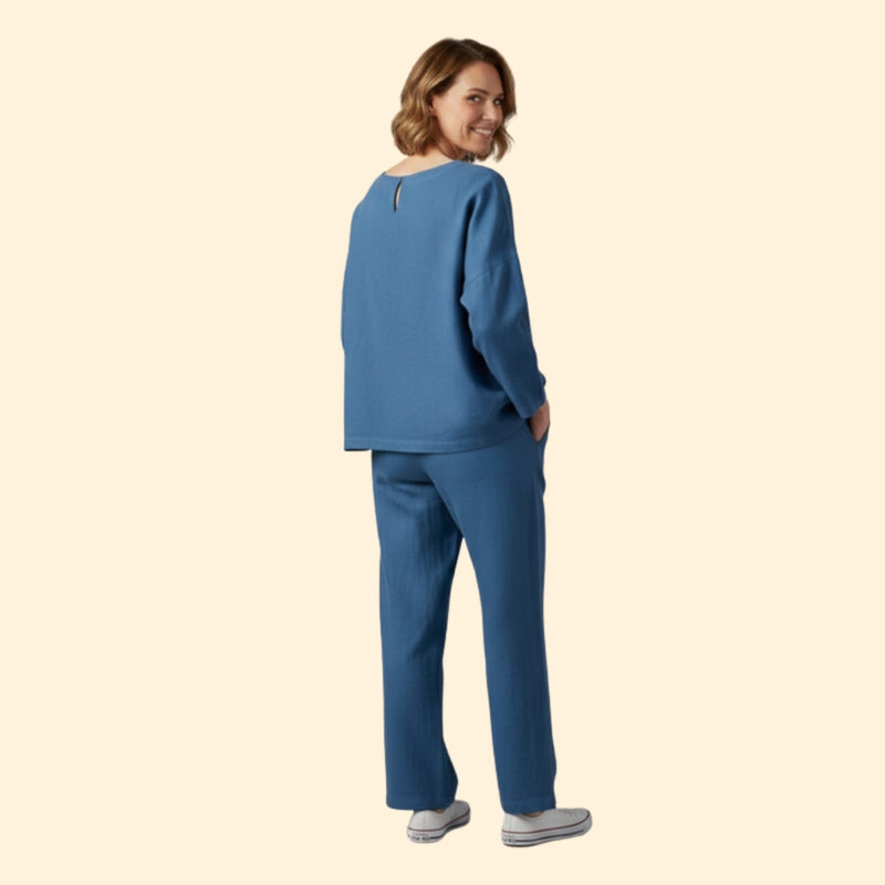 Women’s Oversized Top and Cropped Pants Set