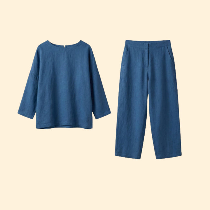 Women’s Oversized Top and Cropped Pants Set