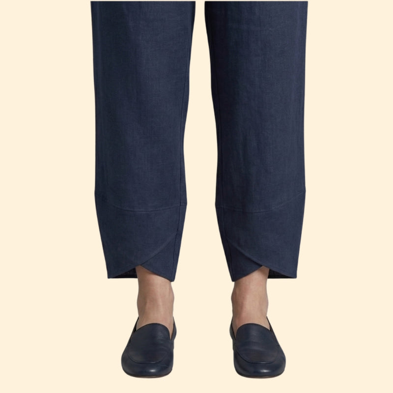Women’s Oversized Top and Tapered Pants Set