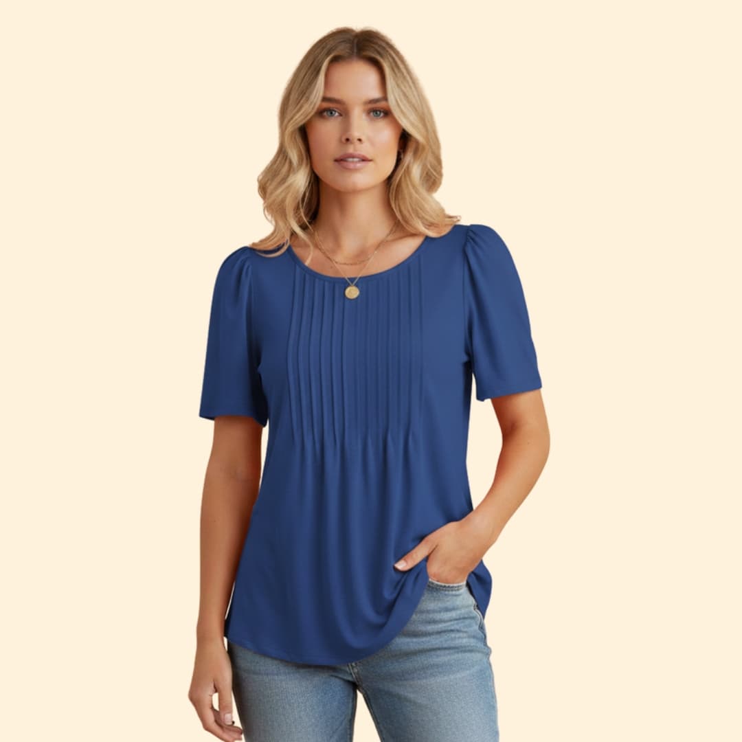 Women’s Pleated T-shirt with Short Sleeves