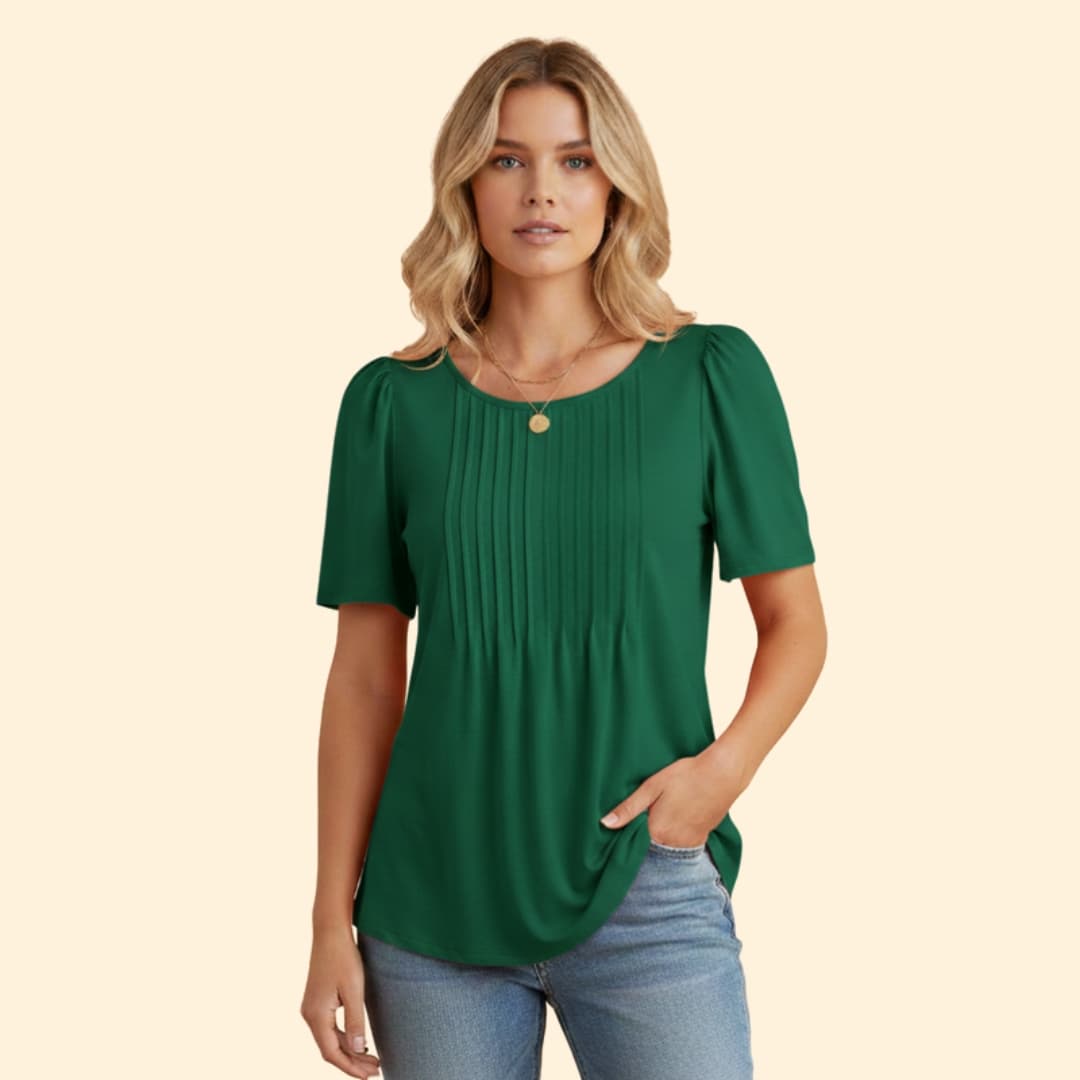 Women’s Pleated T-shirt with Short Sleeves