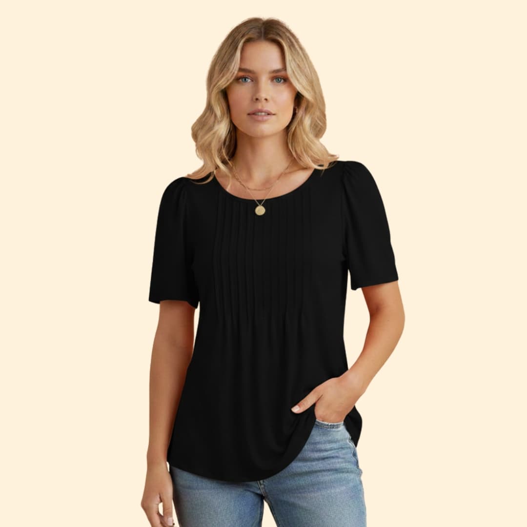Women’s Pleated T-shirt with Short Sleeves