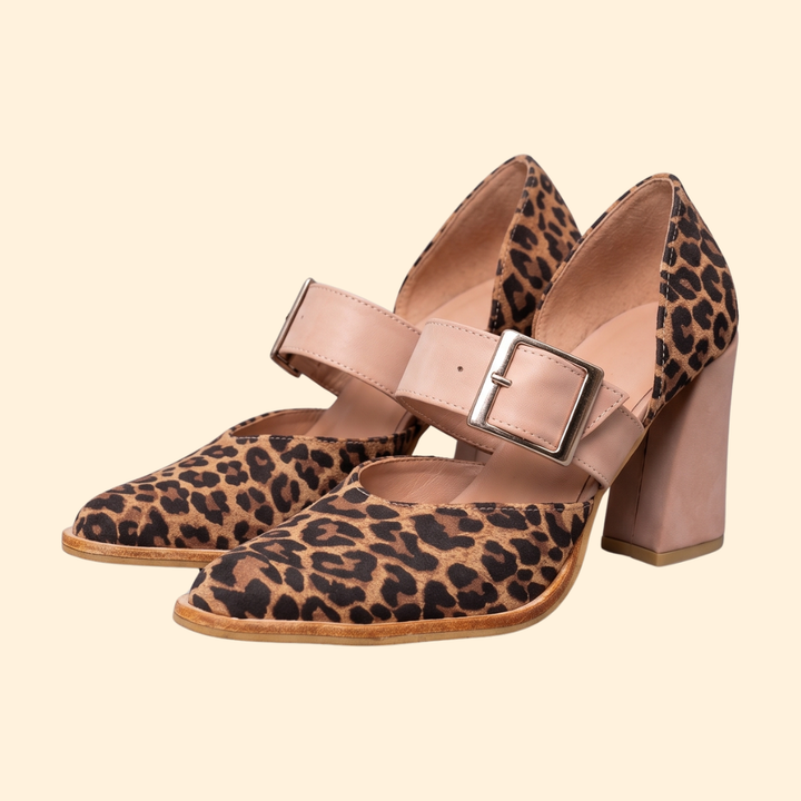 Women's Pointed Pumps with Leopard