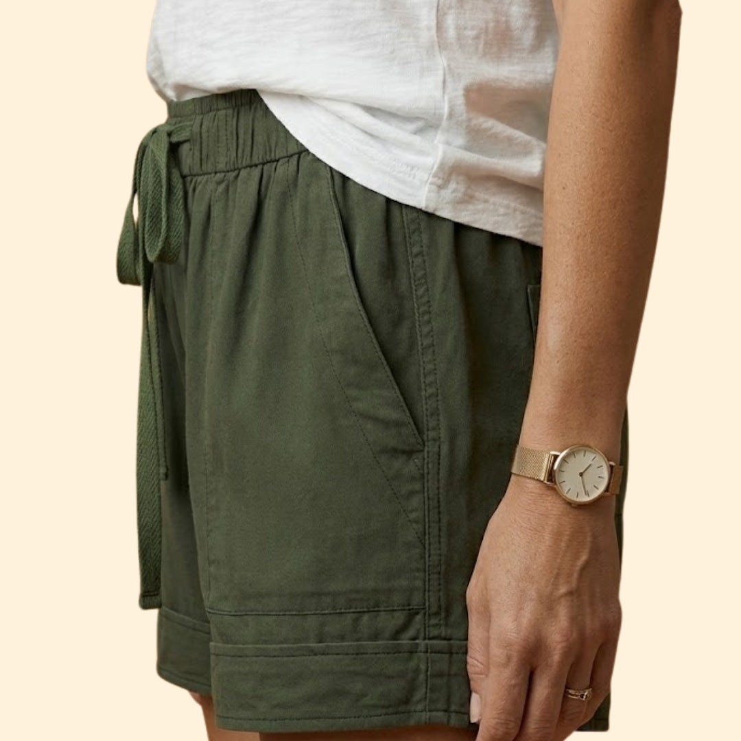 Women’s Relaxed Shorts with Drawstring