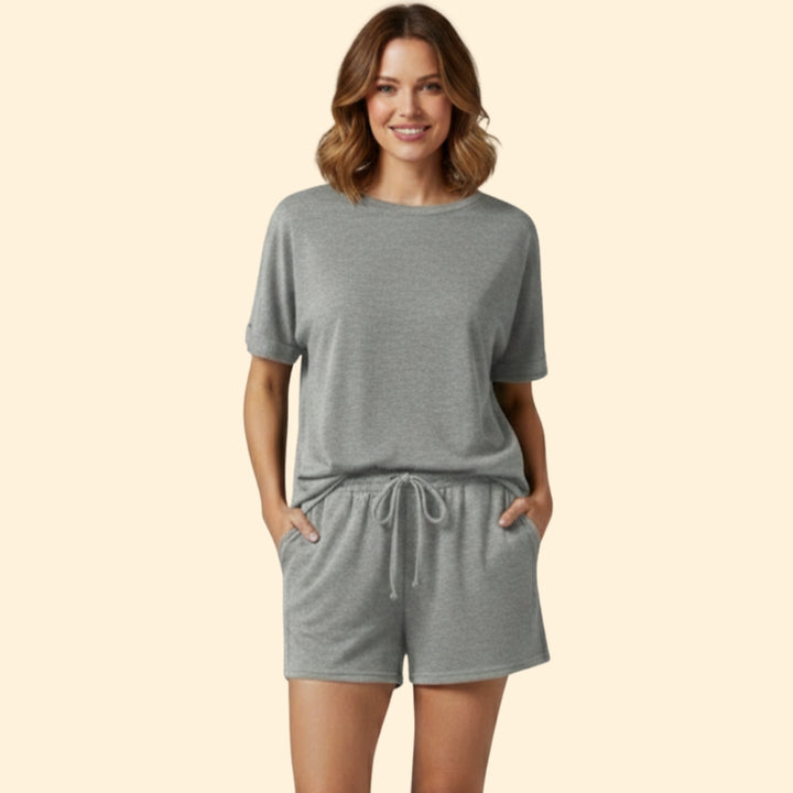 Women’s Relaxed Top with Elastic Waist Shorts