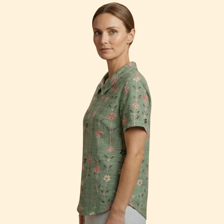 Women’s Relaxed Top with Floral Pattern