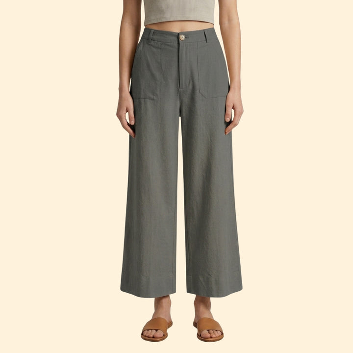 Women’s Relaxed Trousers with Pockets