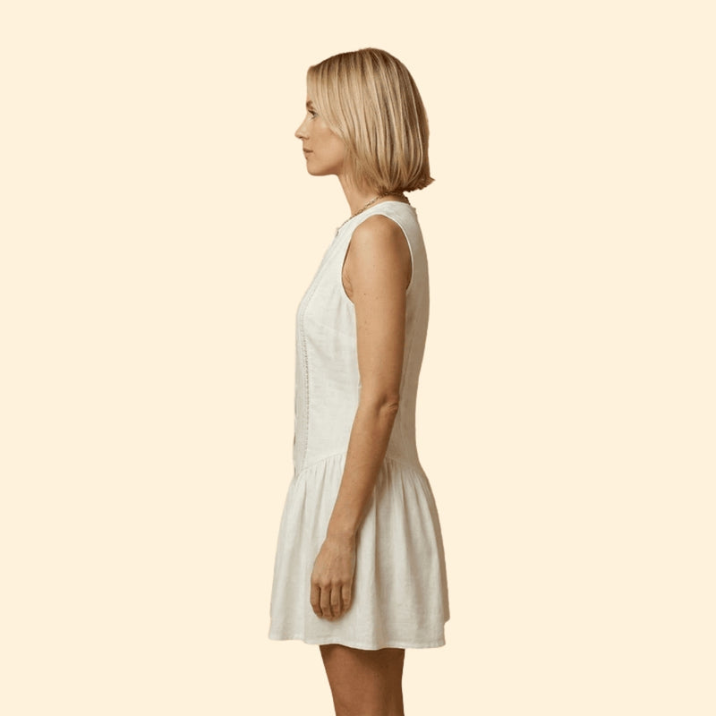 Women’s Round Neck Dress with Pleated Hem