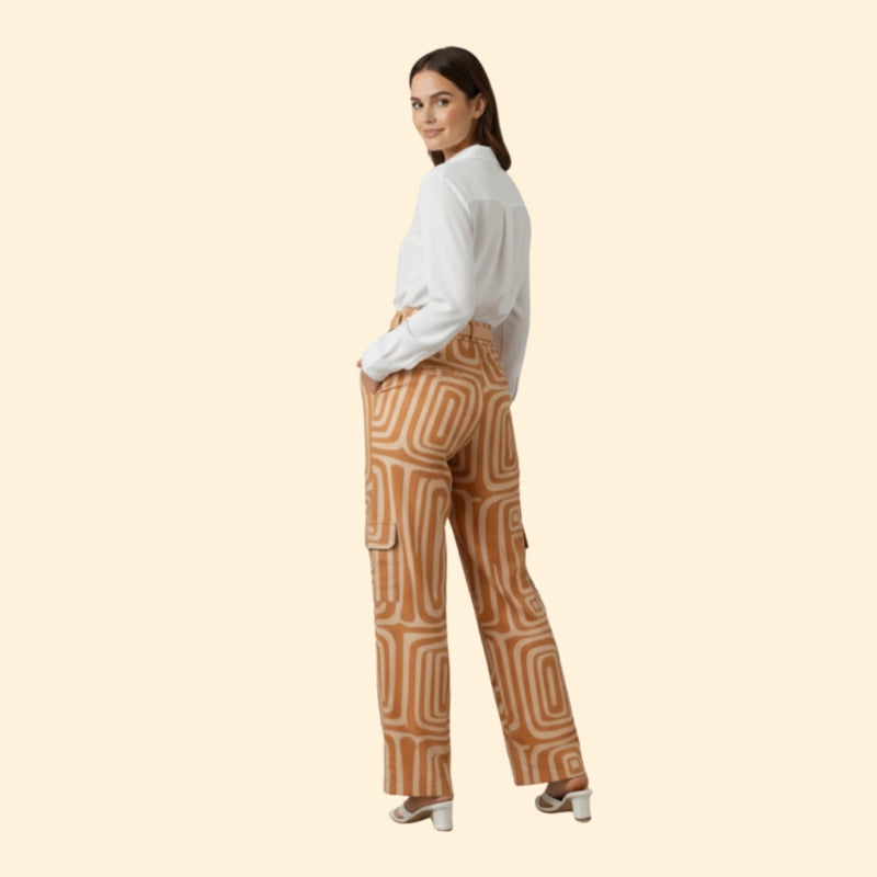 Women’s Set with Button-Up Blouse and Printed Trousers