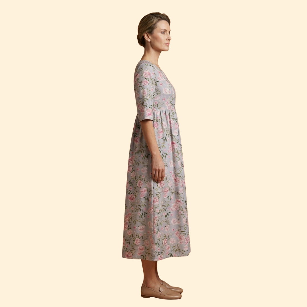 Women’s Short Sleeve Dress with Side Pockets