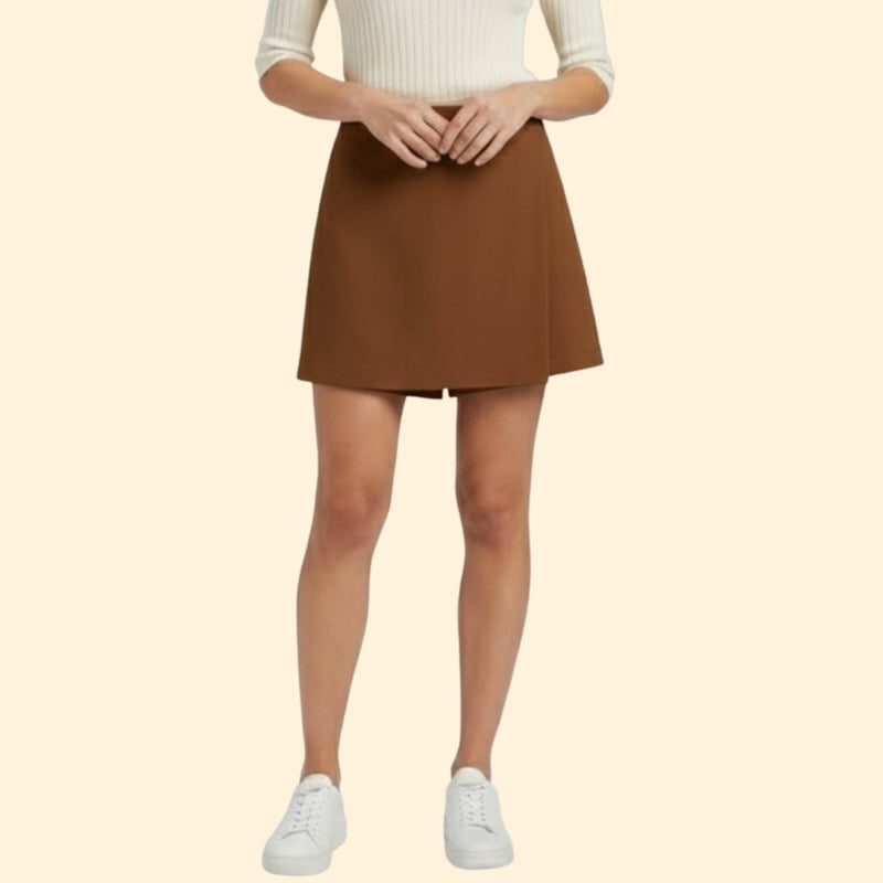 Women’s Skort with Zipper Closure