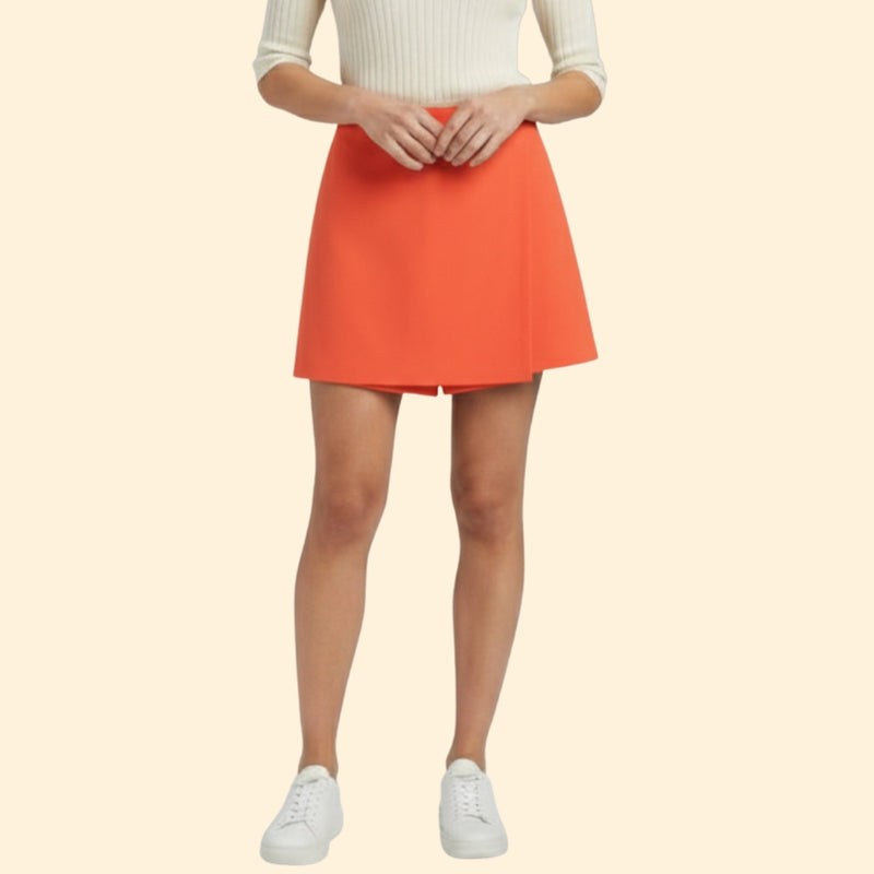 Women’s Skort with Zipper Closure