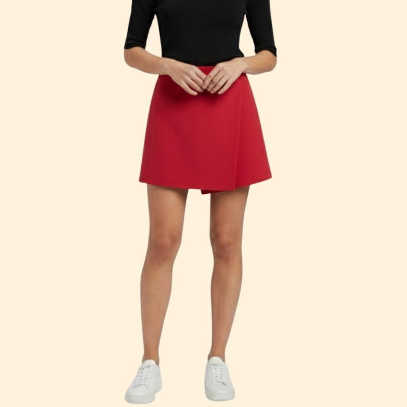Women’s Skort with Zipper Closure