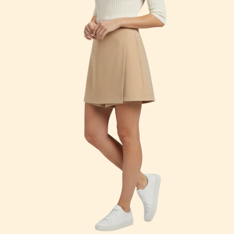 Women’s Skort with Zipper Closure