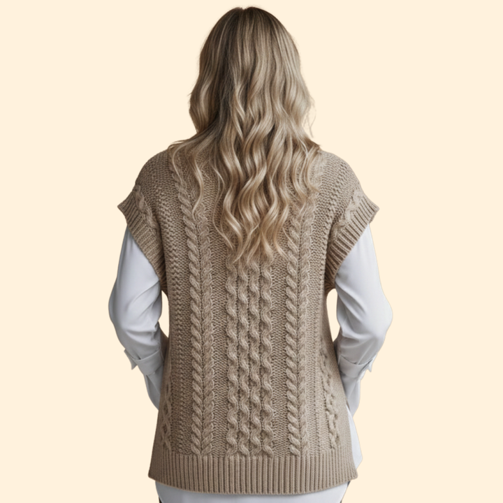 Women’s Sleeveless Cable Knit Vest with Round Neck