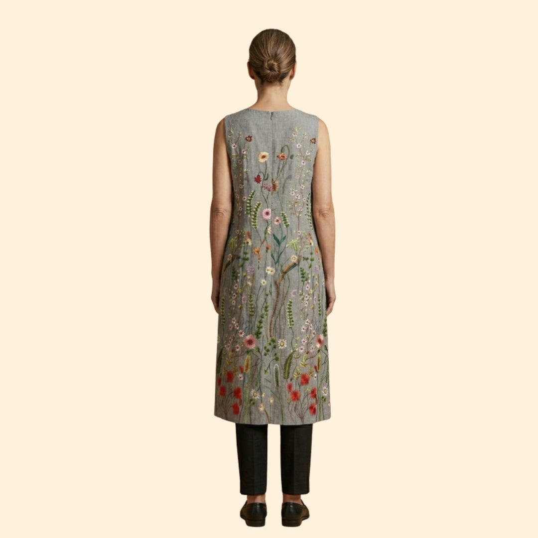 Women’s Sleeveless Dress with Embroidery