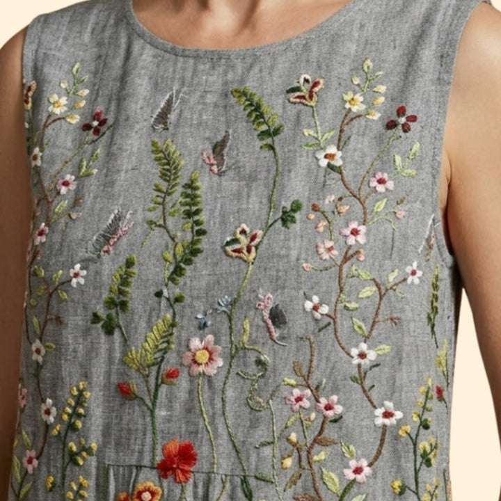 Women’s Sleeveless Dress with Embroidery