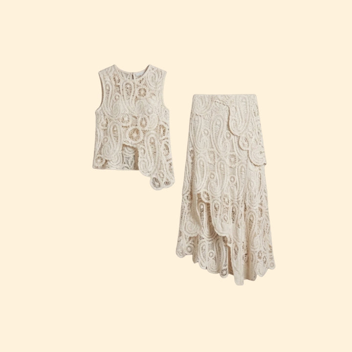 Women’s Sleeveless Dress with Scalloped Edges