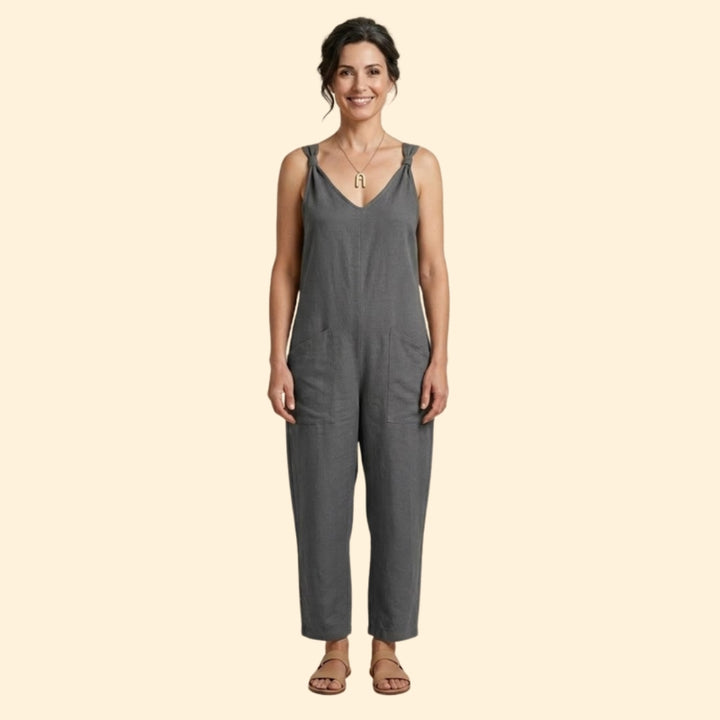 Women’s Sleeveless Jumpsuit with Pockets