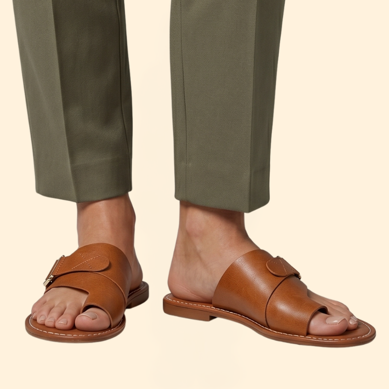 Women’s Slide Sandals with Toe Loop