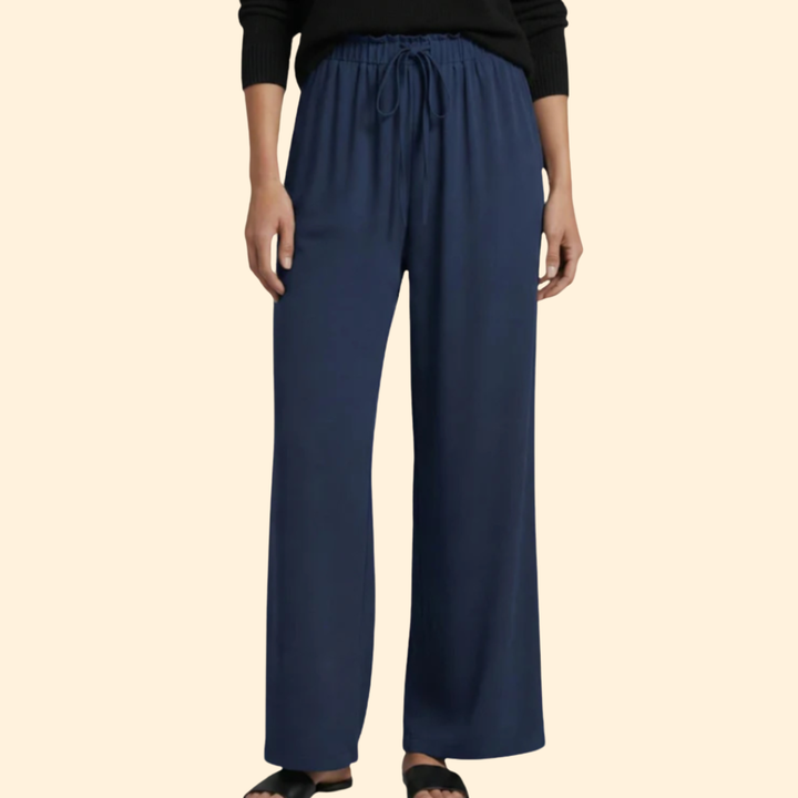 Women’s Stylish Trousers with Lightweight Fabric