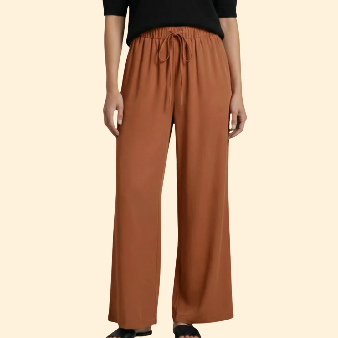 Women’s Stylish Trousers with Lightweight Fabric