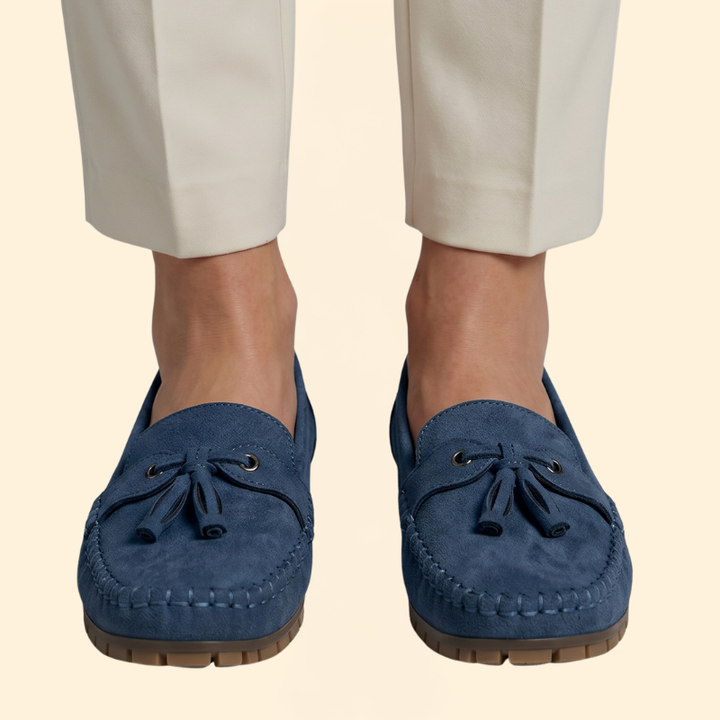 Women’s Suede Loafers with Textured Rubber Sole
