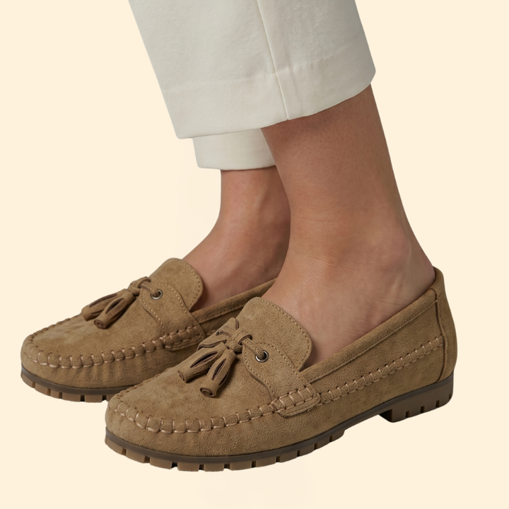 Women’s Suede Loafers with Textured Rubber Sole