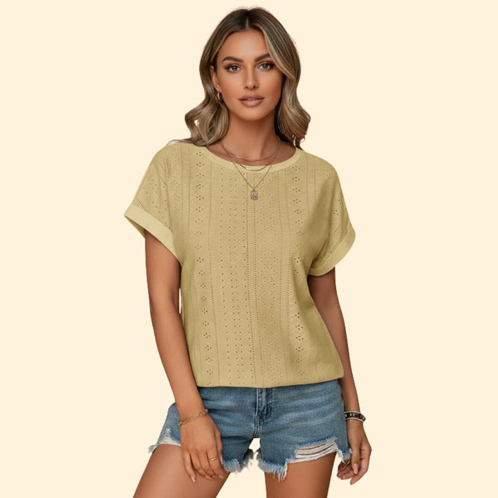 Women's T-shirt with Short Sleeve Design
