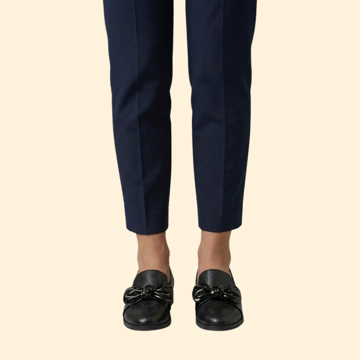 Women’s Textured Loafers with Knot