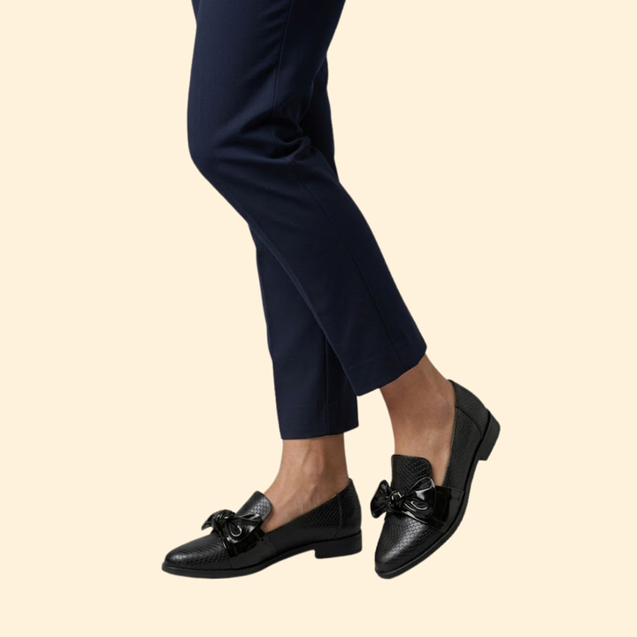 Women’s Textured Loafers with Knot
